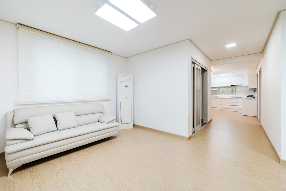 Gangneung Thenext Pension