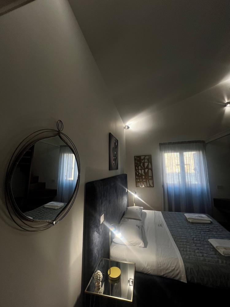 Atenea Palace Luxury Rooms