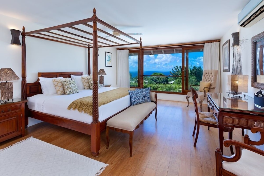 Tom Tom 4 Bedroom Villa