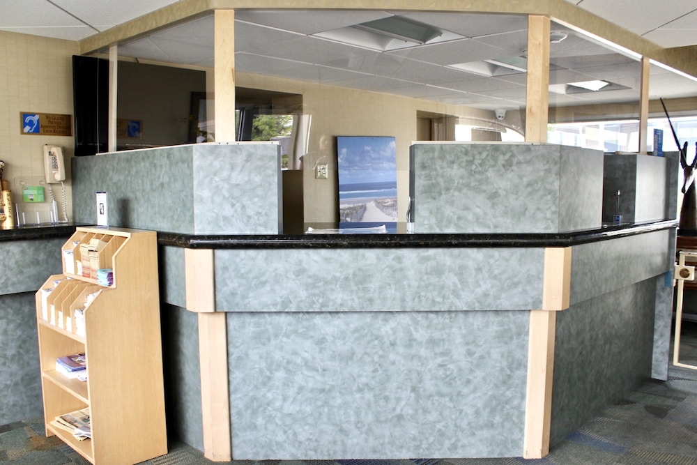 Hotel Wild Dunes Inn - Image 1