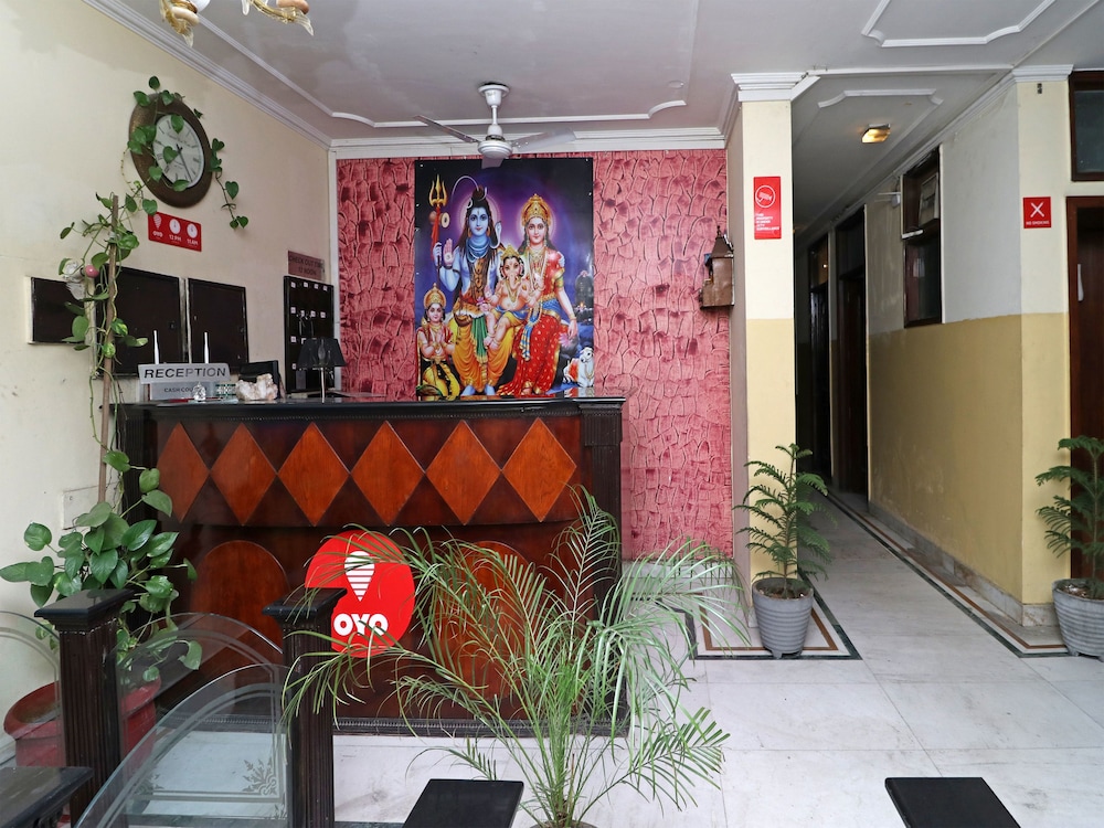OYO 9916 Hotel Bhoomik Villas