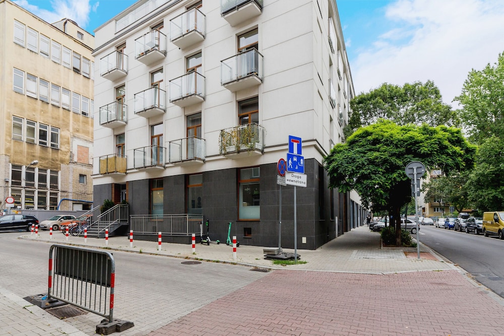 Studio Lubelska Cracow by Renters view 4