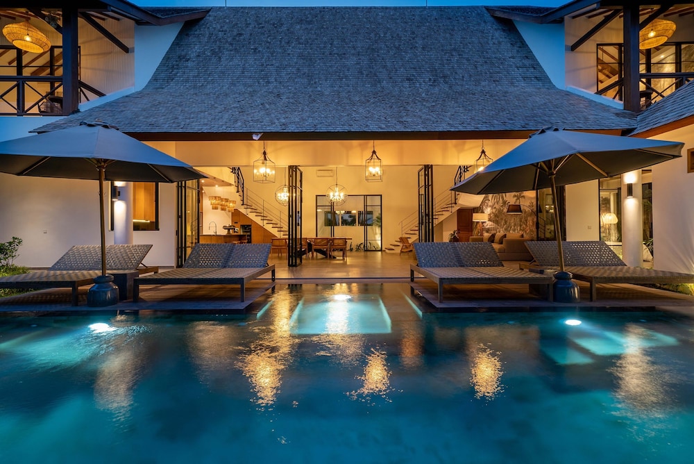 Villa Nusantara 5 by Alfred in Bali - Promo Luxury 4BD Pool Villa Pererenan Beach Caggu