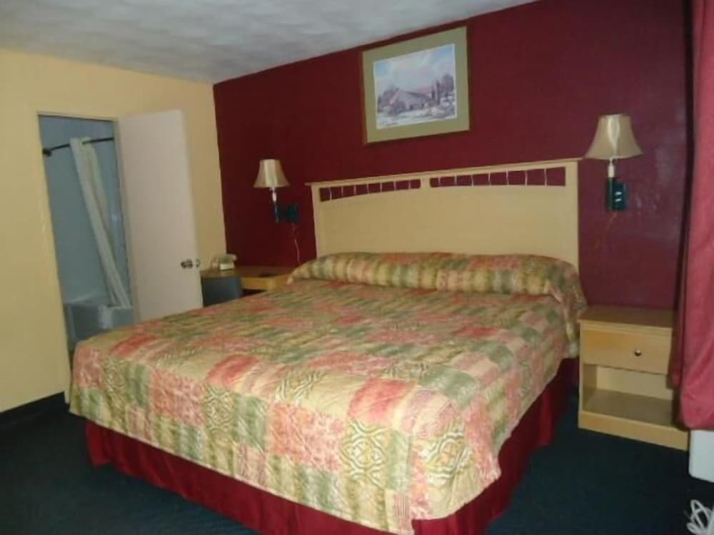 Relax Inn Elmira