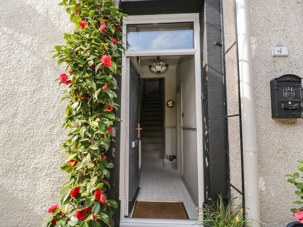 Hideaway Cottage