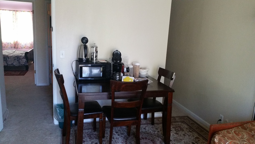 Bed and Breakfast - Property Image 8