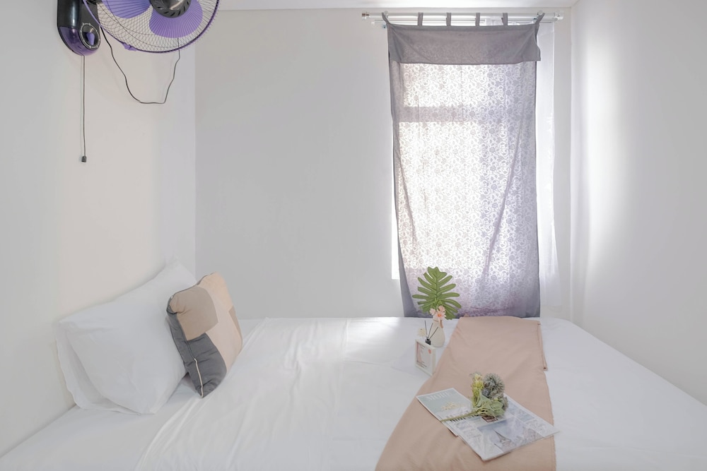 Minimalist and Well Designed 2BR Apartment with Extra Room at Vittoria Residence