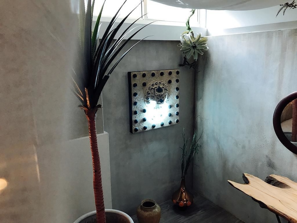 Fas Glass House B&B