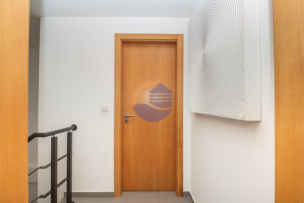 10 in Portim o With 1 Bedrooms and 1 Bathrooms