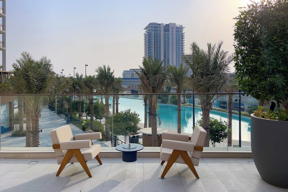 Cozy 1BR at Vida Residences Creek Beach
