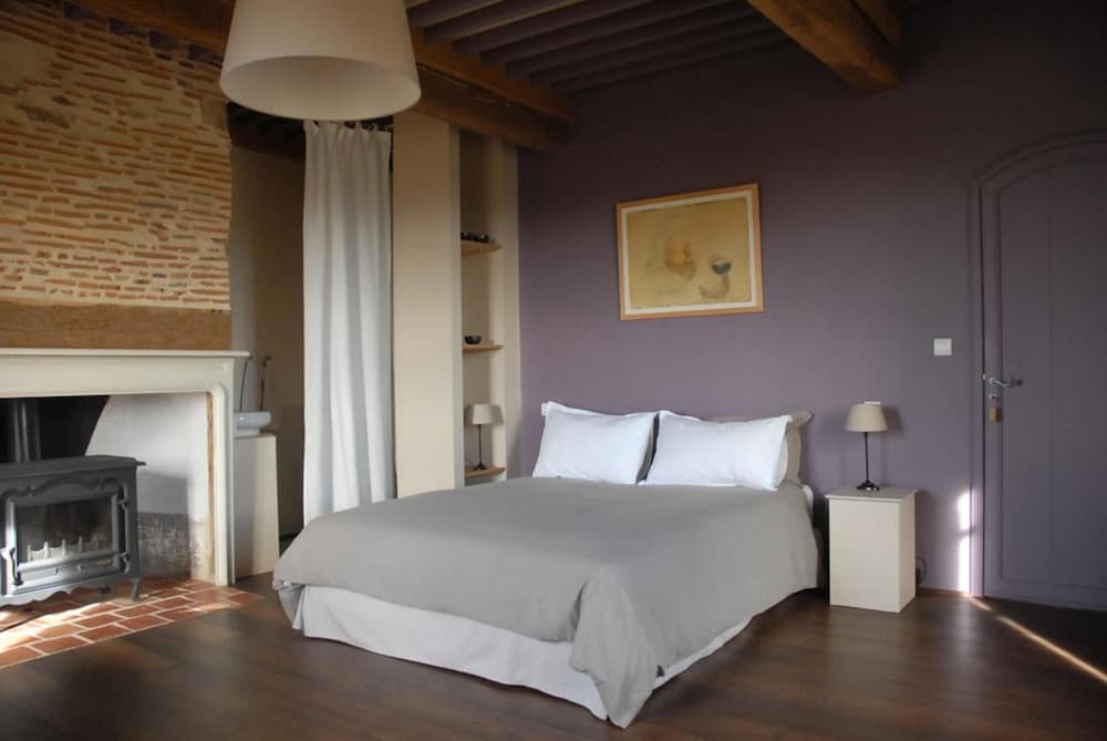 La Maison de Bazugues view 4