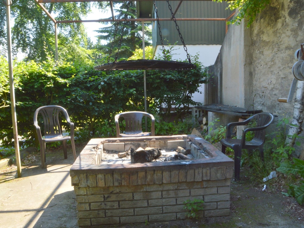 Photo 33