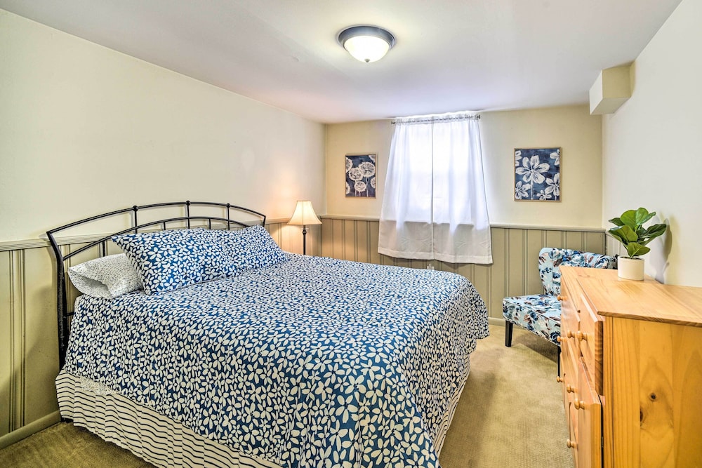 Updated Home in the Heart of Saratoga Springs view 2