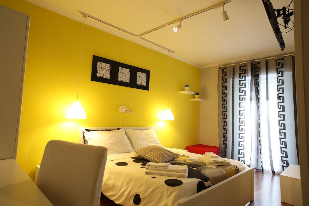 Elios Rooms view 4