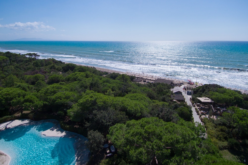 Roccamare Resort - Ville e Appartamenti