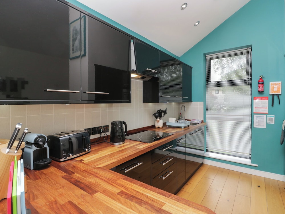 12 Blue Hill Park
