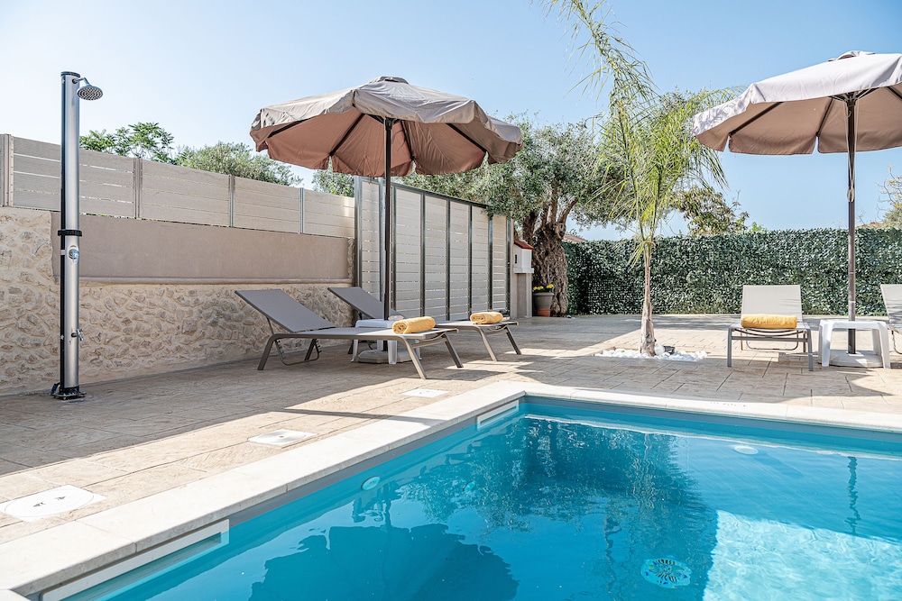 Villa Fanouris