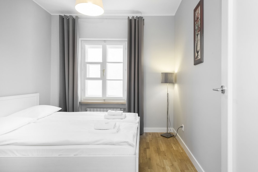 Rycerska Apartments Warsaw by Renters view 4
