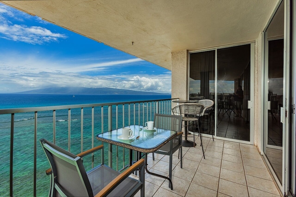 Royal Kahana 1211 2 Bedroom Condo