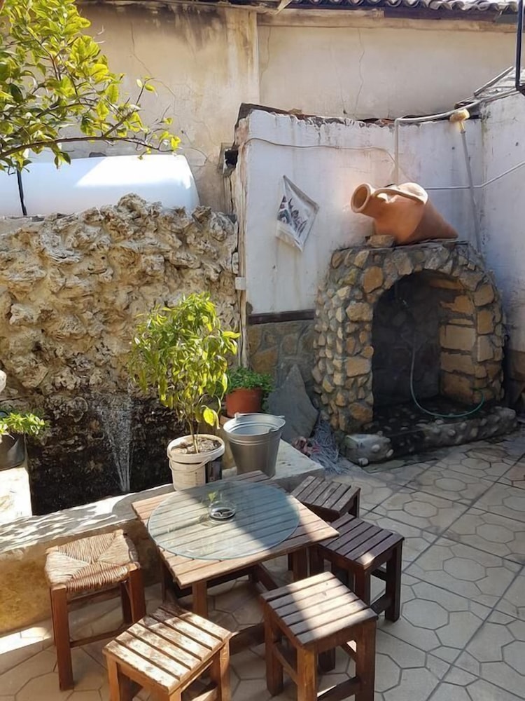 Photo 24