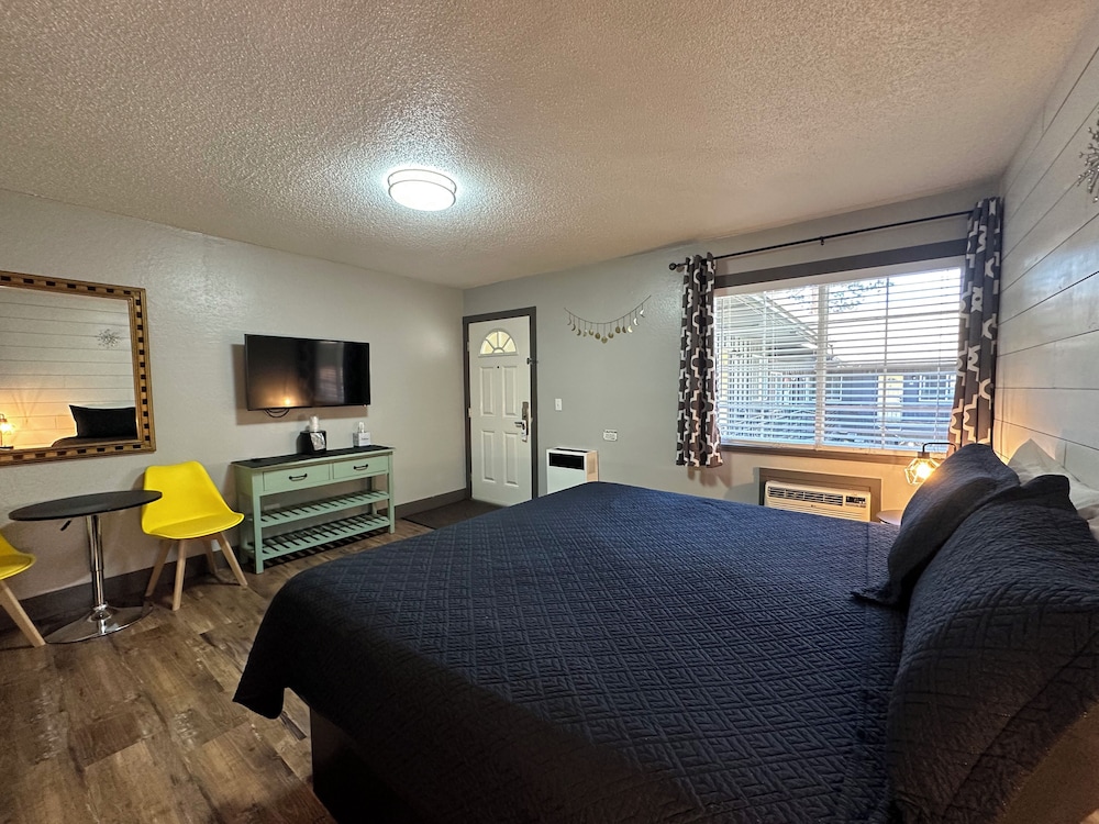 Lake Tahoe Vacations - Lake Ridge Hotel - Property Image 26