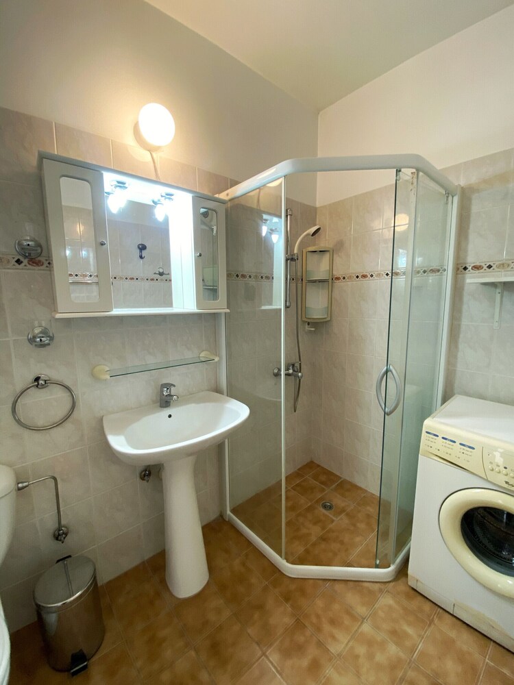 67 KPF - Stay King s Palace