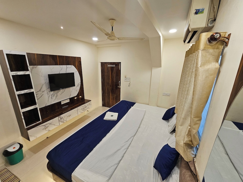 Hotel Aagman Palace - Near Mahakal Temple