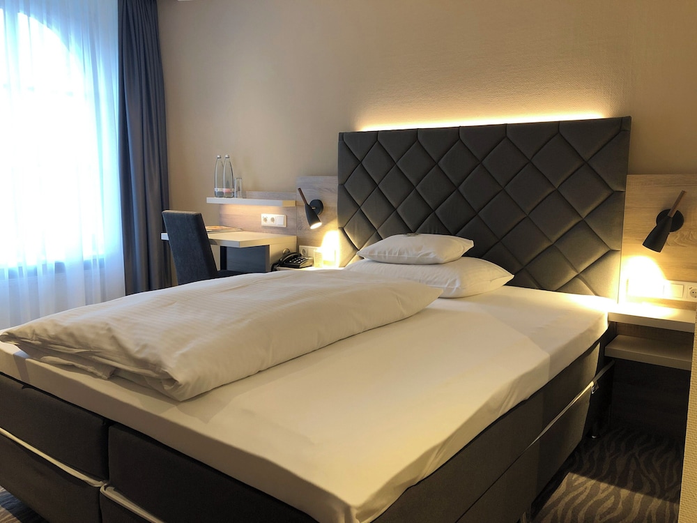 Hotel Villa Huxori - Property Image 3