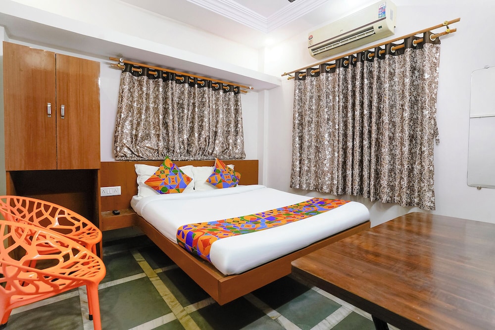 Fabhotel Peaceful Studio Aai Bungalow