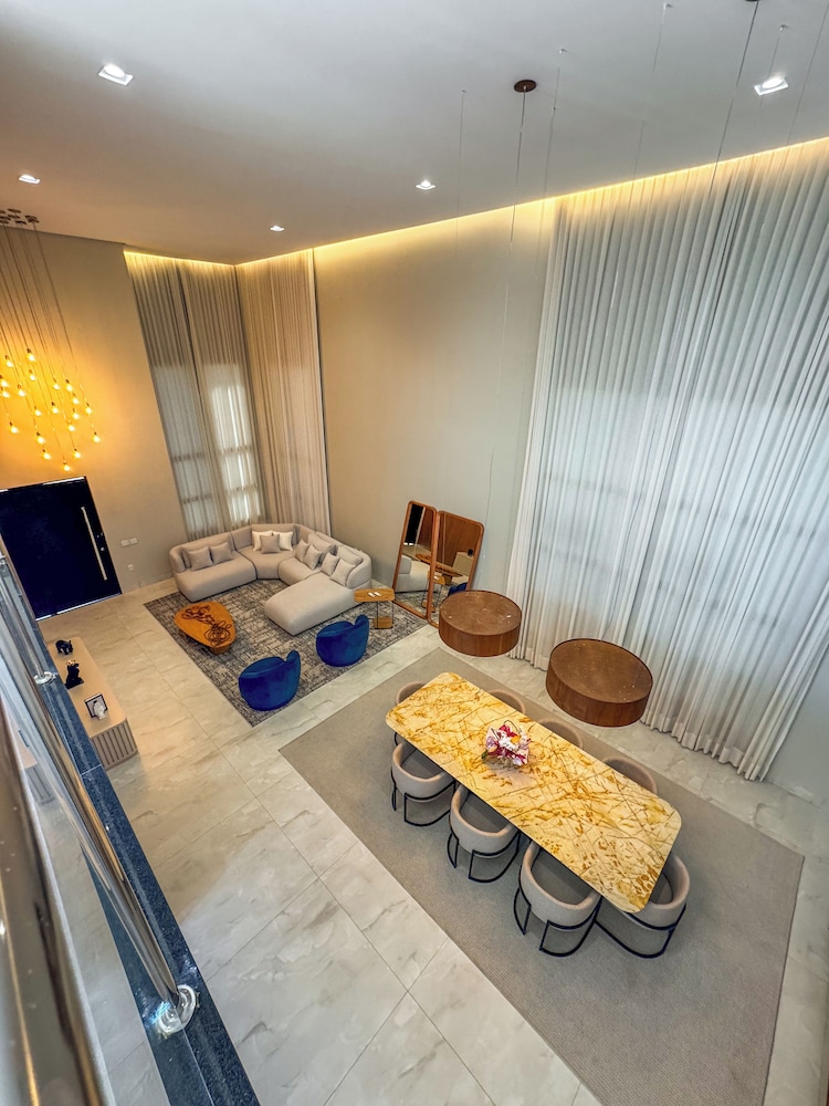 Mansão Luxo Lago - Caldas Novas