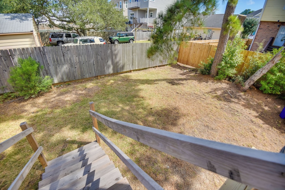 Easy Beach Access: Duplex 1/2 Mi to Chesapeake Bay