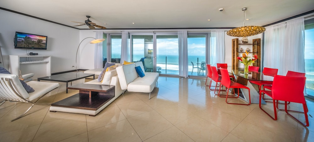 Best in Jaco Diamante del Sol Condos