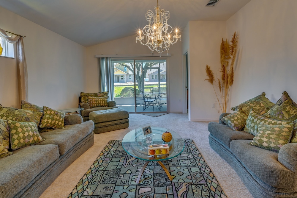 Tampa Bay Area Vacations - Cozy Zephyrhills Home - 6 Mi to Epperson Lagoon - Property Image 1