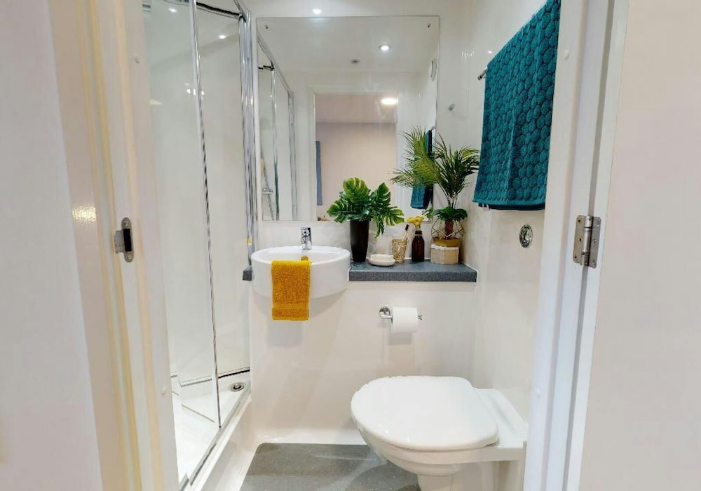 Student Only Private Room at Collingwood view 5