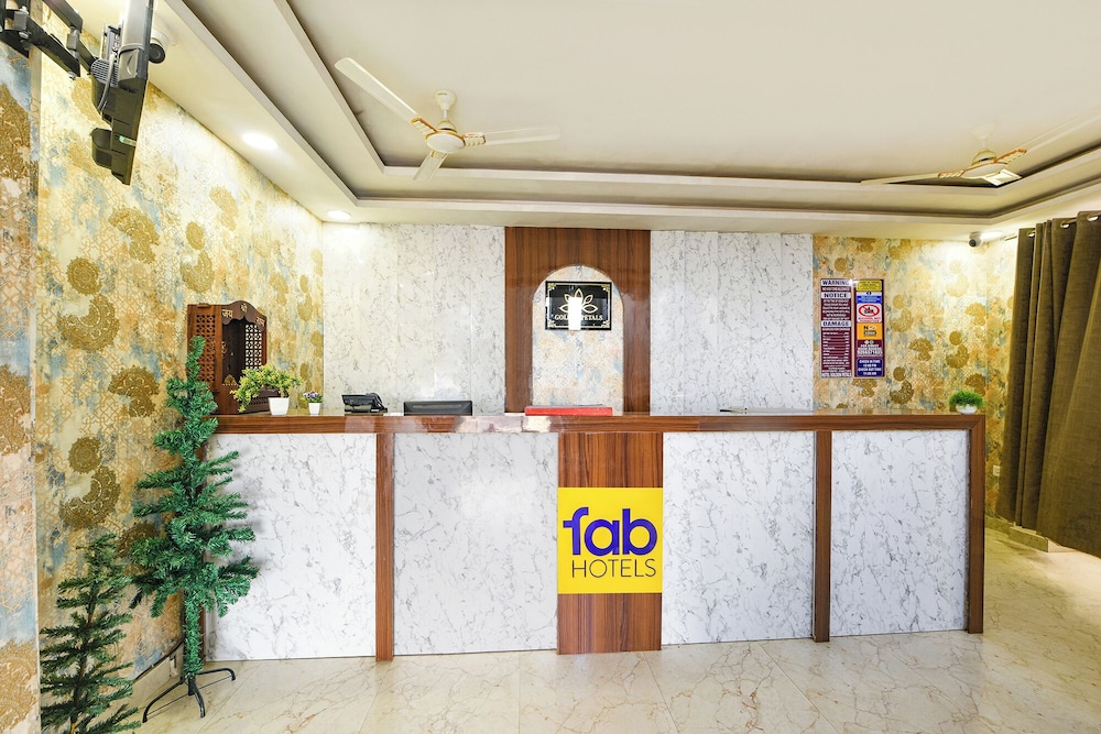 Fabhotel Prime The Golden Petals & Banquet