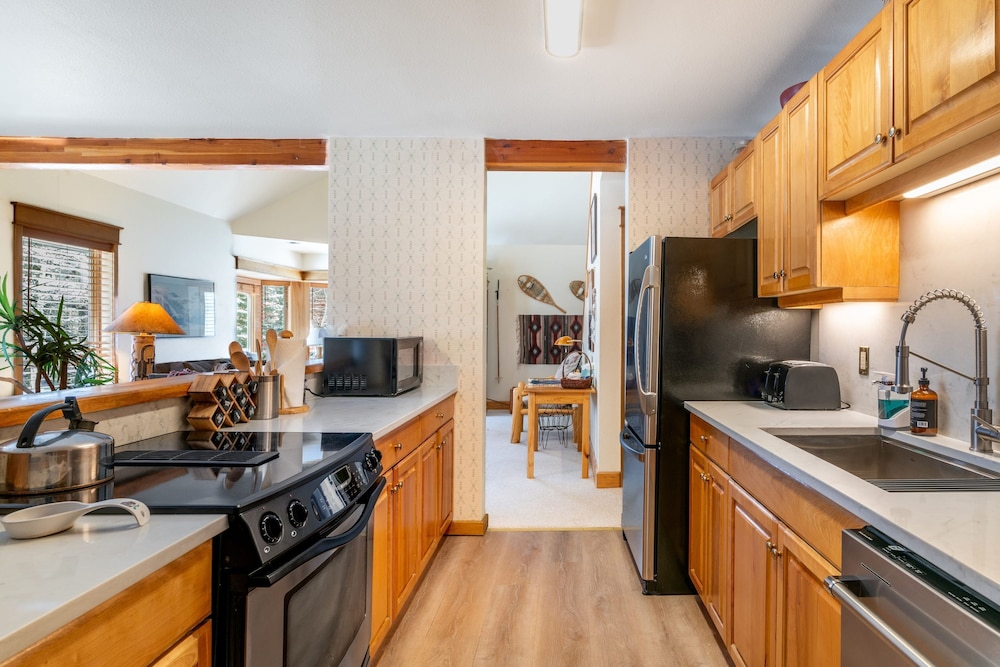 Smuggler B by Avantstay Excellent Condo Within Walking Distance Of Lift 7