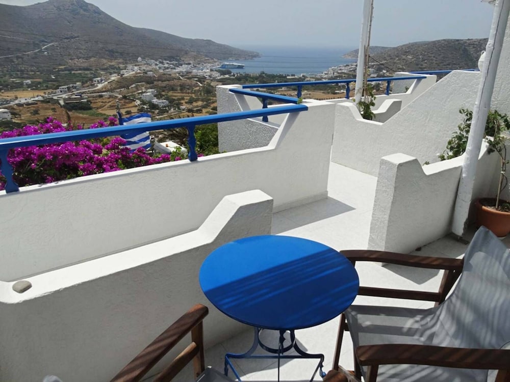 Castelopetra Studios