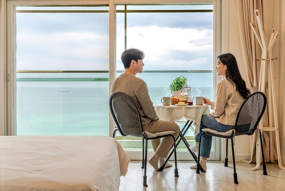 Goseong The Wave Pension