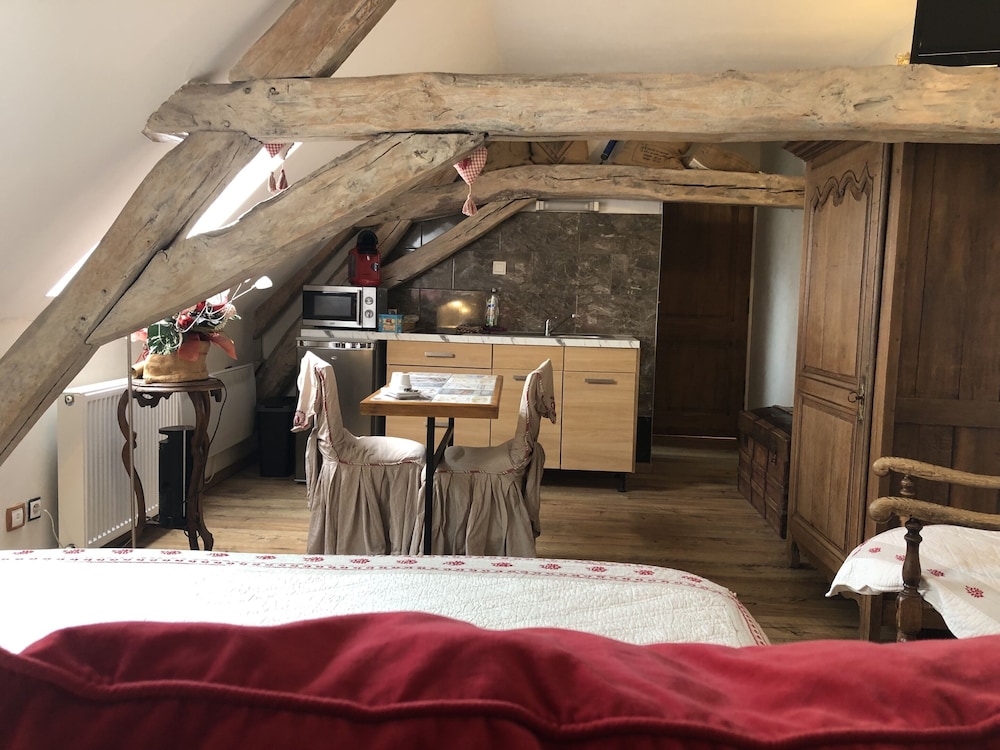 Aux Logis de La Solre