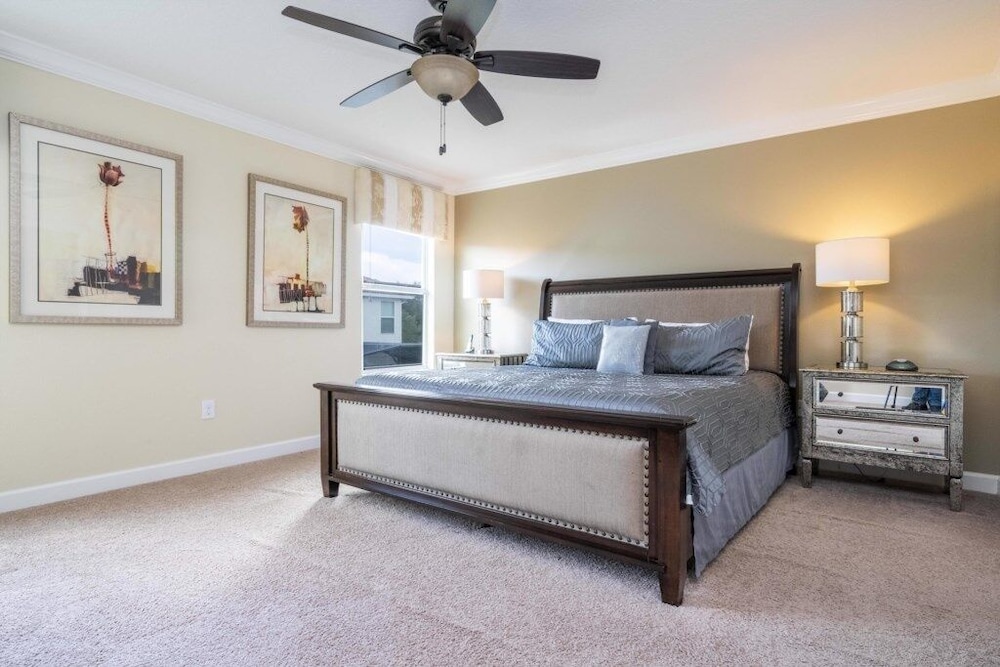 Family Pool Home Near Disney!! Modern Decor, Bbq ,resort W/ Tons Of Amenities! 6 Bedroom Home