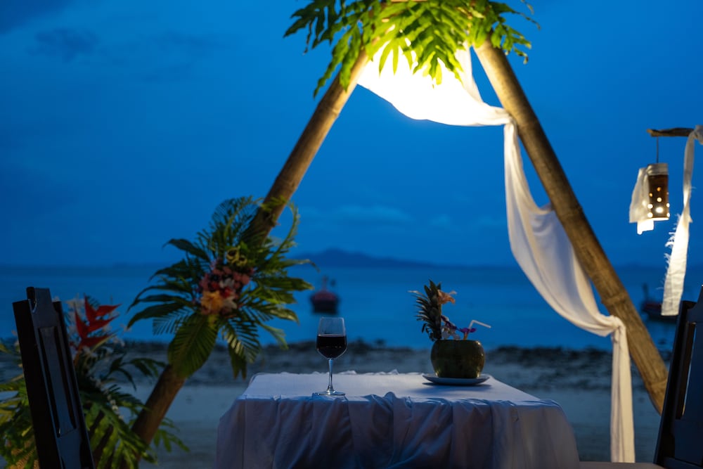 Phi Phi Relax Beach Resort