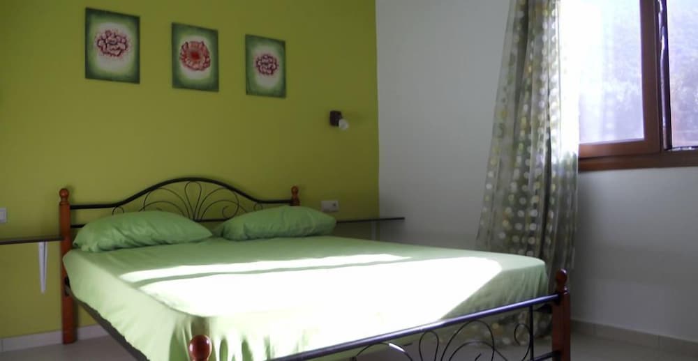 Uphoria Villas photo 5