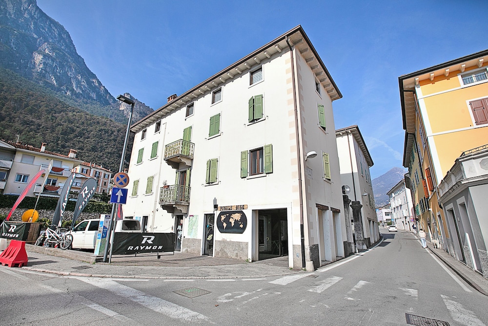 Ardaro 1
