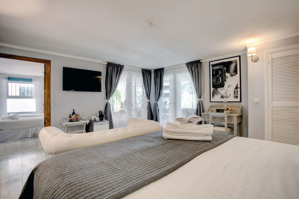 Marbella Vacations - Jardines De La Reina Boutique BB - Property Image 27