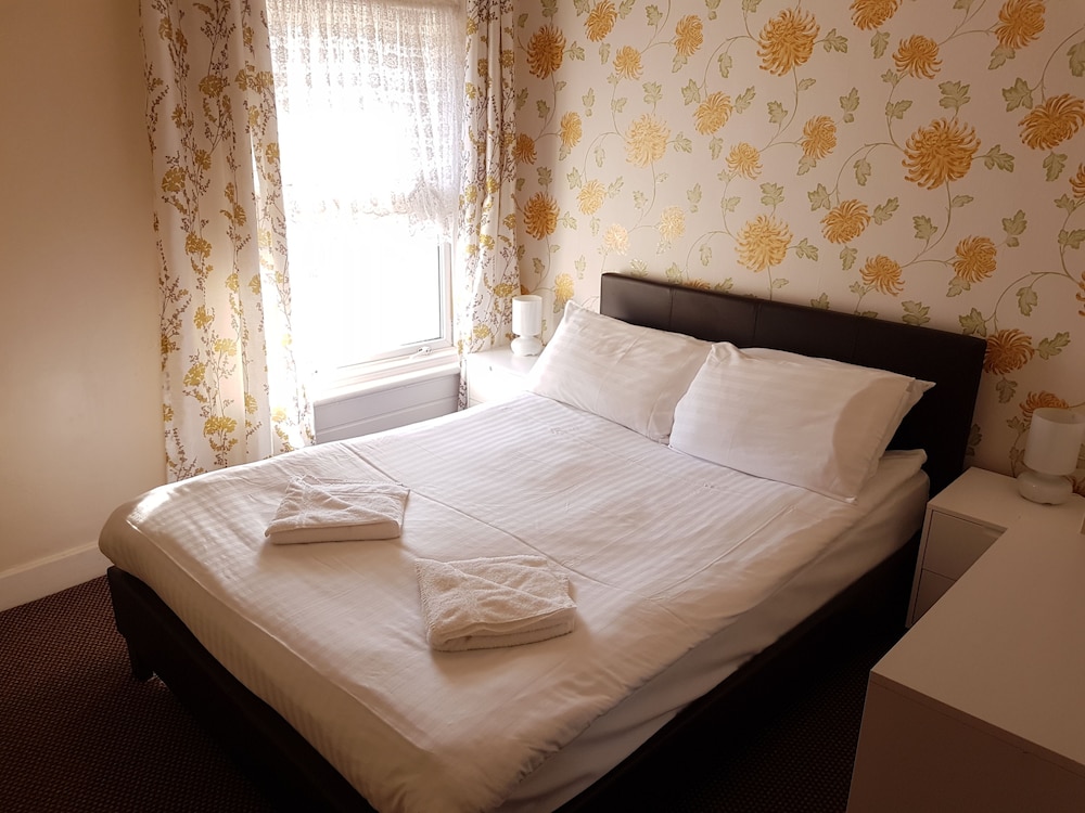Royal Windsor Holiday Apartments