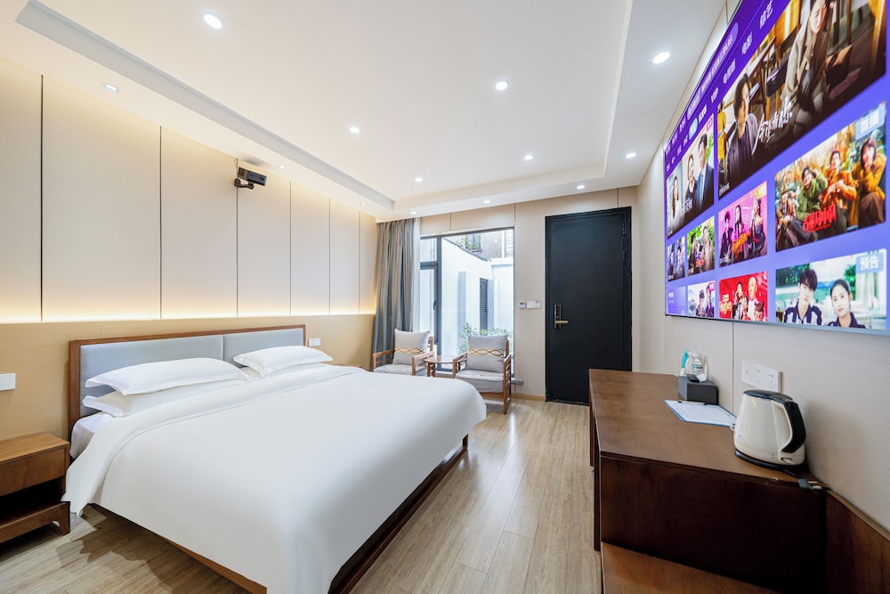 Yinshu Lunas Vila Courtyard Garden Resort Hotel (Shanghai International Tourism Resort Branch)