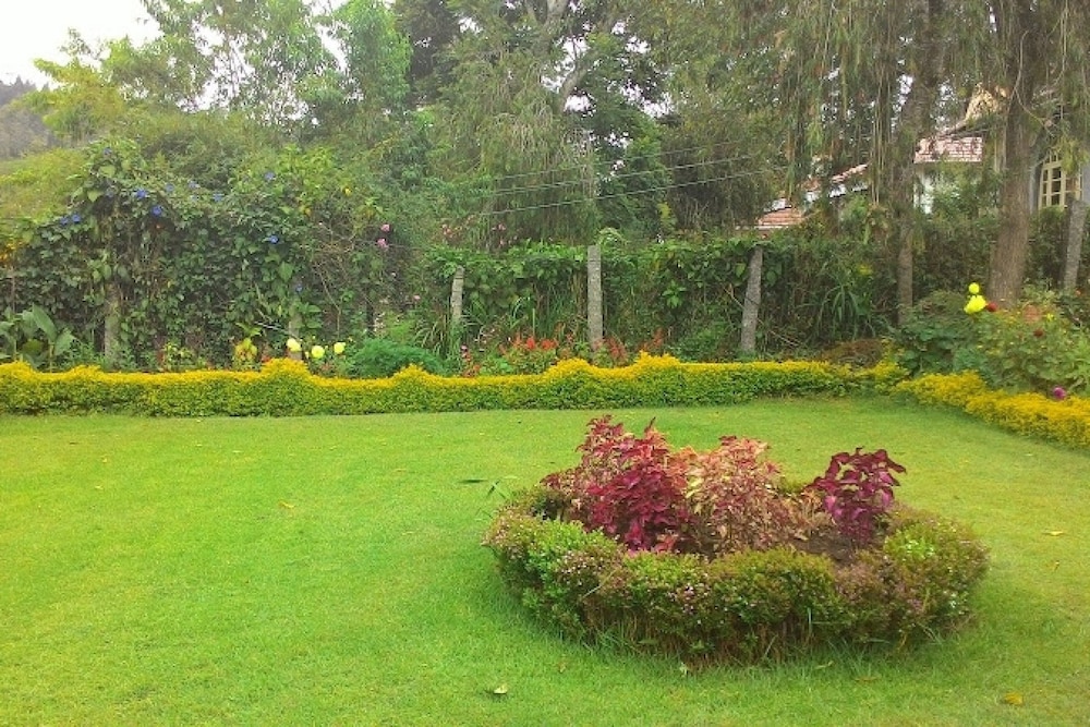 GuestHouser 3 BHK Cottage 11bf