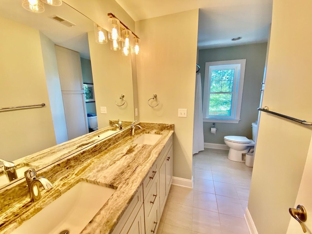 Laurel Street 114