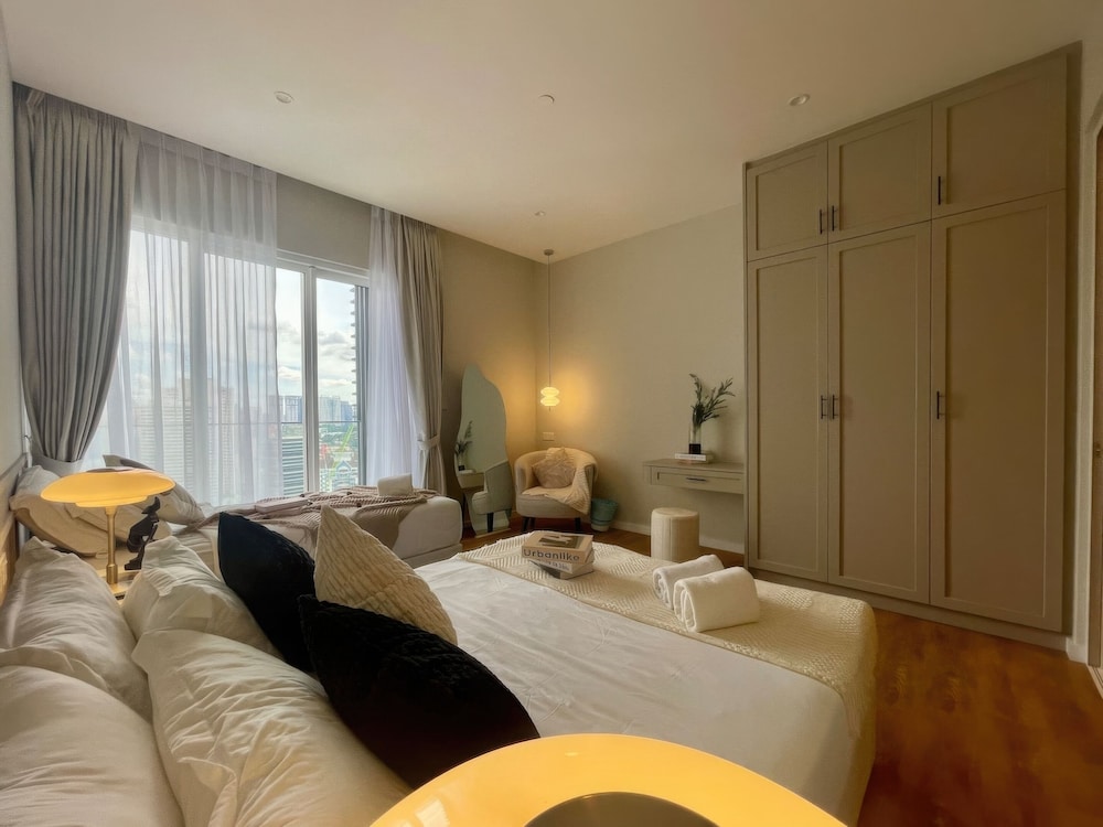 Platinum Quill Apartments Residences