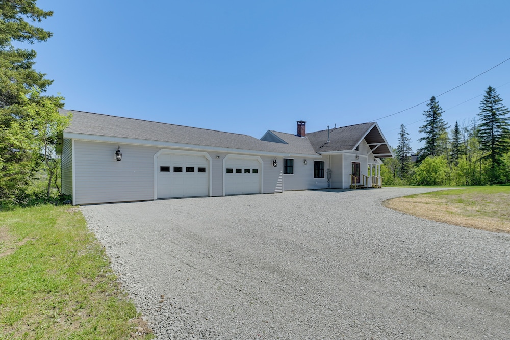 Pond Views: Spacious Family Home in Presque Isle!